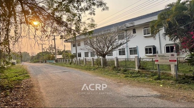 Warehouse for sale in Doi Saket, Chiang Mai.