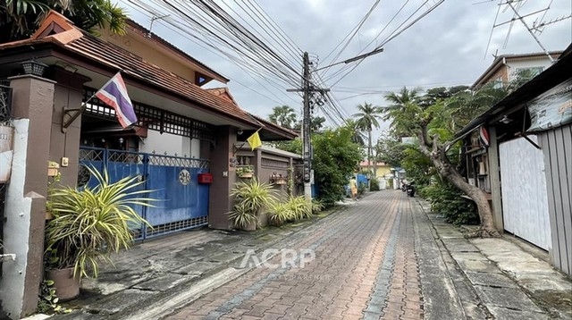 New apartment for sale in Phra Sing, in the moat Chiang Mai.