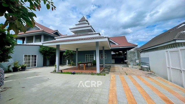 House for sale near Kad Farang in Hang Dong, Chiang Mai.