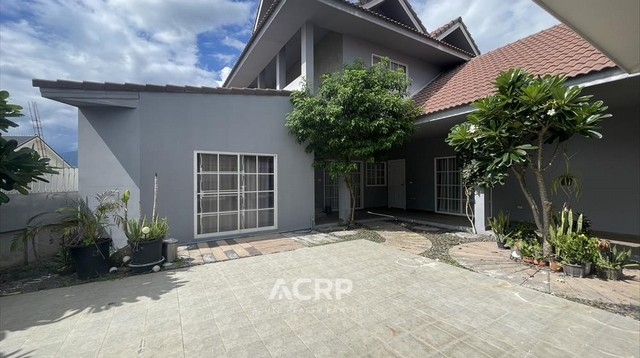 House for sale near Kad Farang in Hang Dong, Chiang Mai.