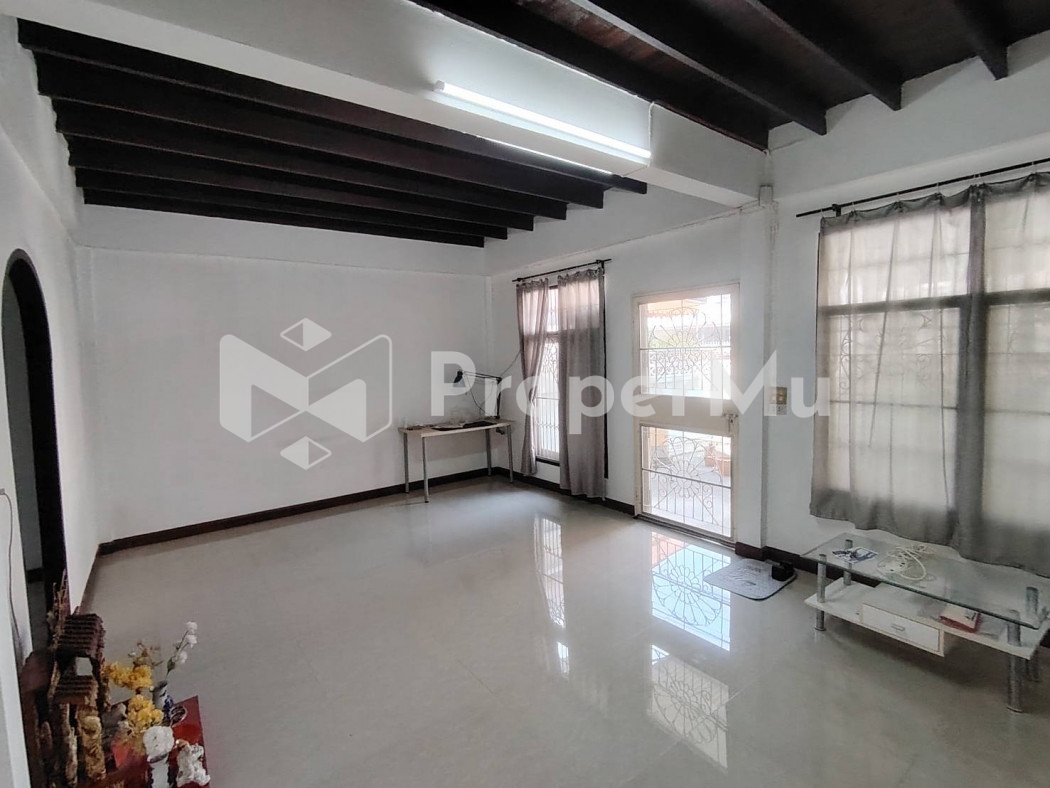 For sale: Townhouse 24 sq wah Yu Charoen Village, Soi Vibhavadi Rangsit 20