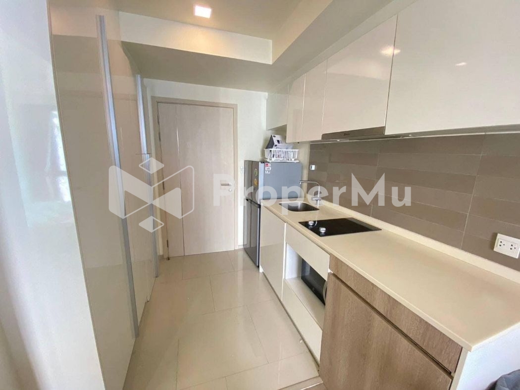 Condo for sale behind the Chinese Embassy (Soi Ratchada 3), suitable for personal residence - investment for renting out, Maestro 19 Ratchada 19 - W