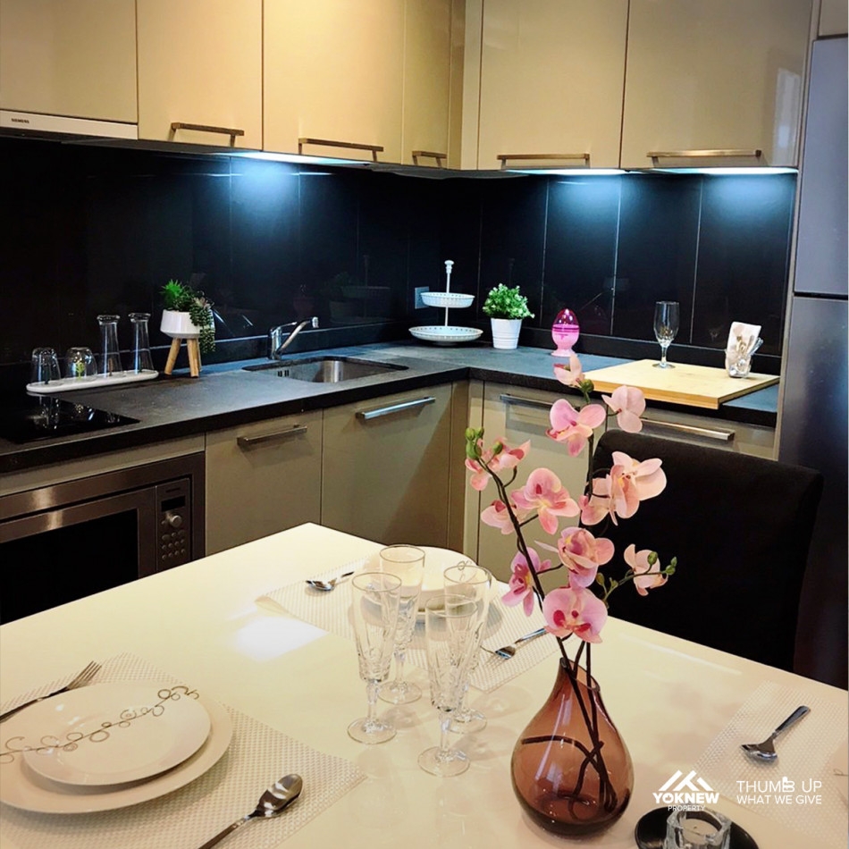 Ready to rentQuattro By Sansiri Condo, corner room, large room, beautifully decorated, high ceiling,