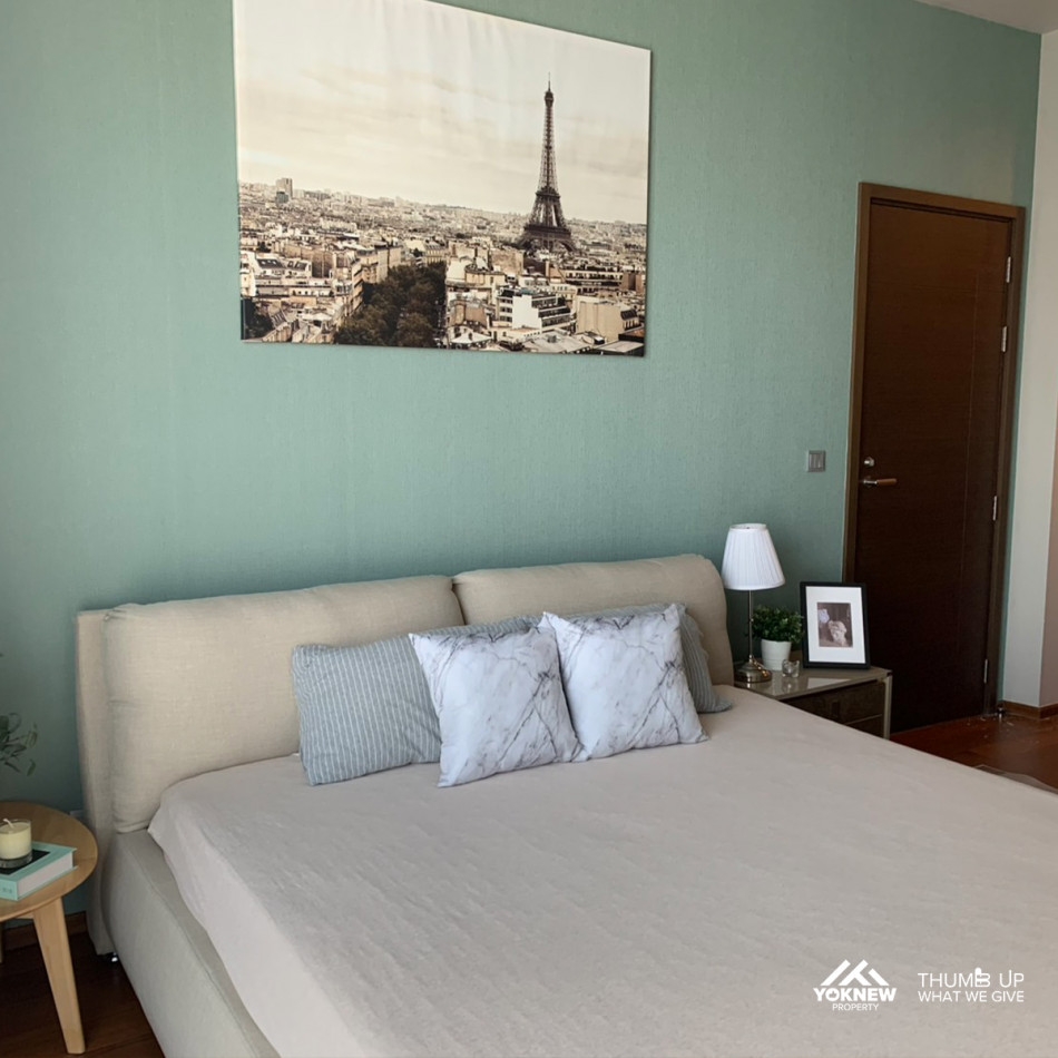 Urgent rent Quattro by Sansiri 1 bedroom, 1 bathroom, corner room, beautifully decorated, high ceili