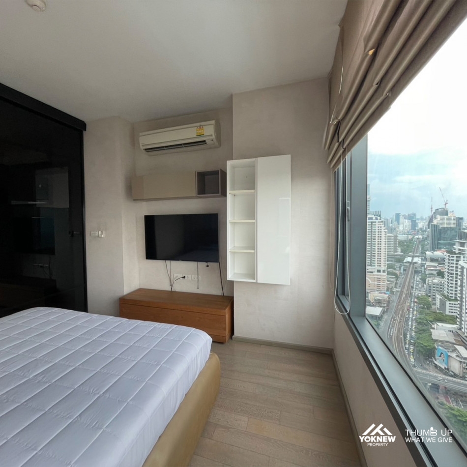 Rent 28000 baht  PYNE by Sansiri, fully decorated room, complete furniture, high floor, beautiful vi