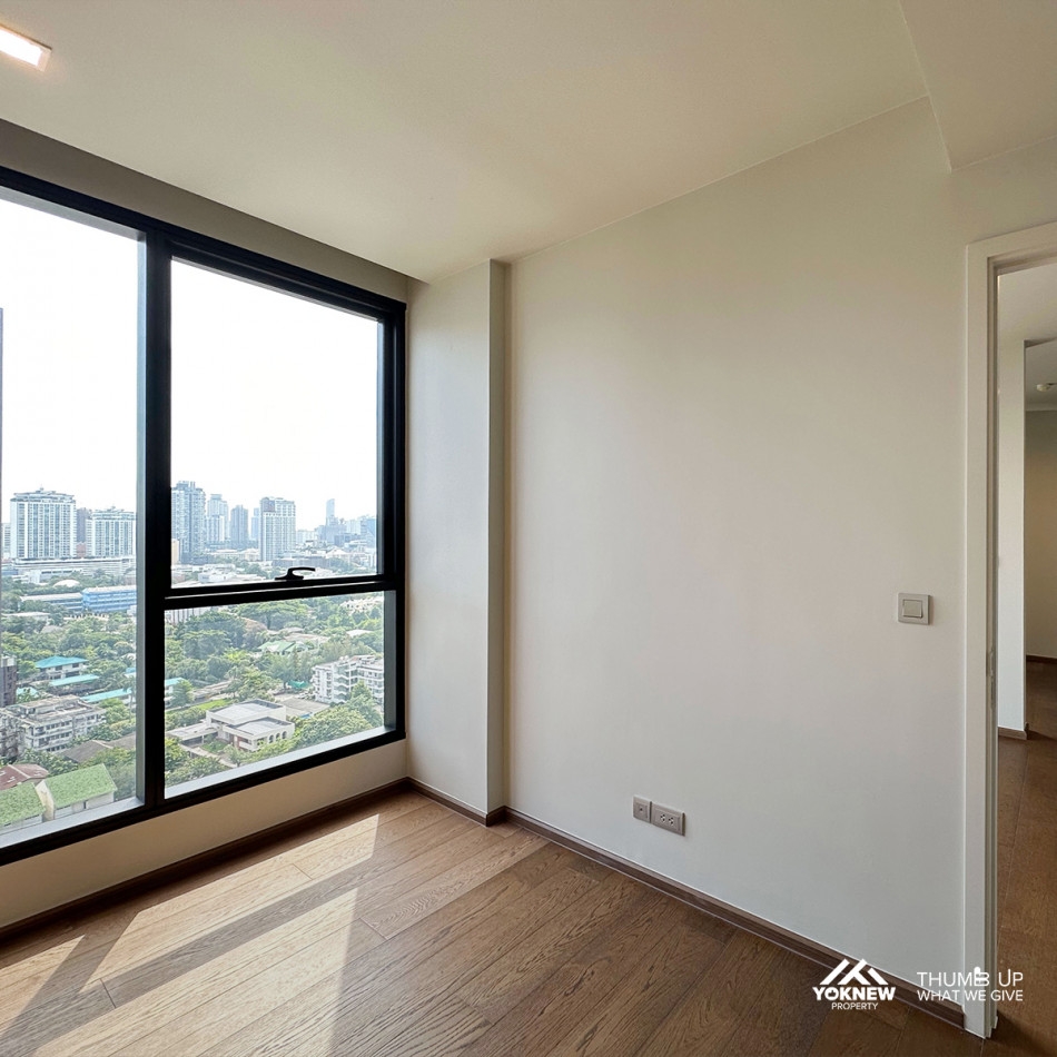 For sale, special type room, comes with a very special promotion  Condo Ideo Q Sukhumvit 36  near BT