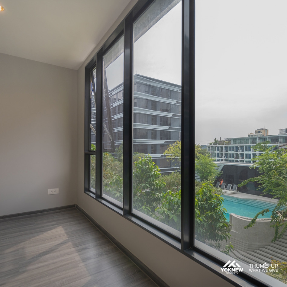 Special price Condo Ideo Mobi Sukhumvit 40Size 82.06 sq m. 2 bedrooms, best location and most popula