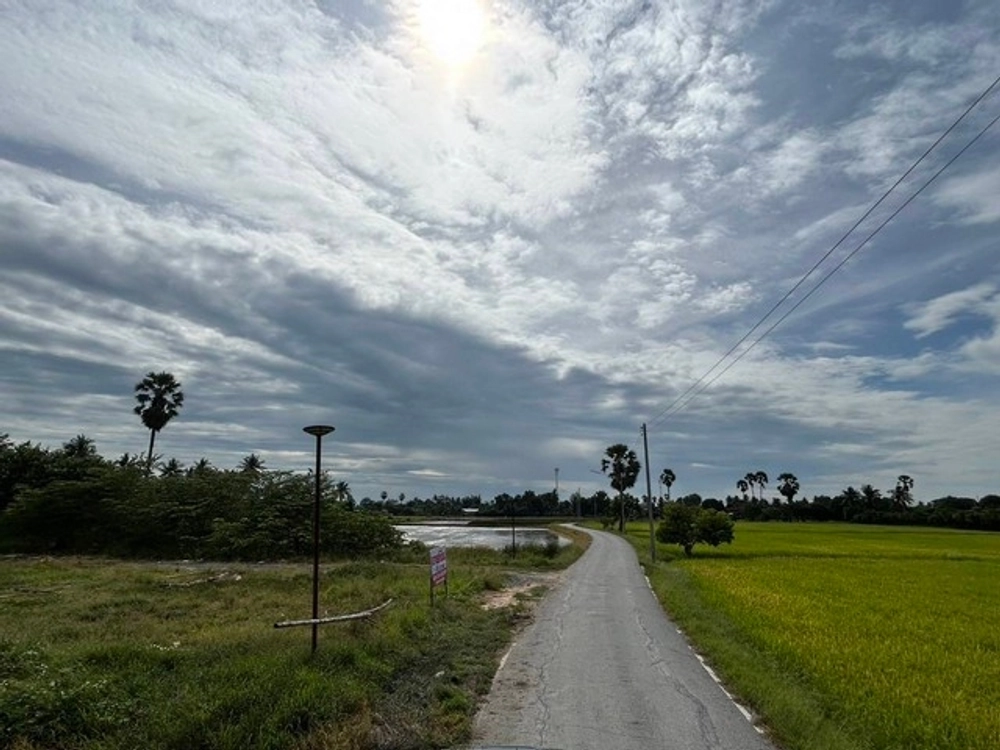 Land for sale, 1 rai 2 ngan, Phihan Daeng Subdistrict, Mueang Suphan Buri District, Suphan Buri Province