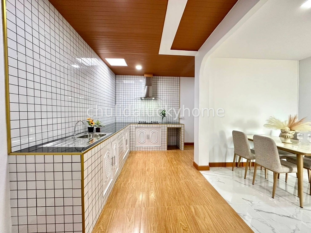 บ้านเดี่ยวรีโนเวทหลังมุม หมู่บ้านวรารมย์ ราษฎร์อุทิศ16 มีนบุรี