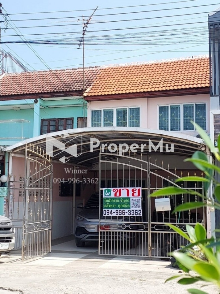 For sale: 2-storey townhouse, Chuenchom Village Project, Soi Sai Mai 48