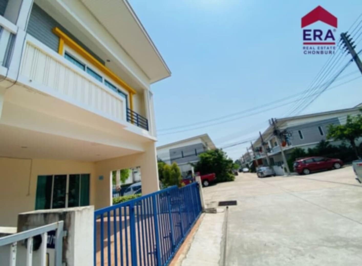 For sale, 2-storey single townhouse, Fa Burin Village, Alley, Bo Win