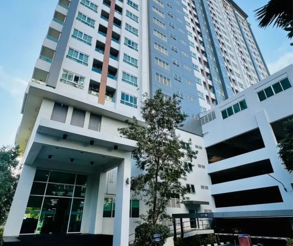 For sale Sea Hill Condo Sriracha in the heart of Sriracha, in a good location on Sukhumvit Road