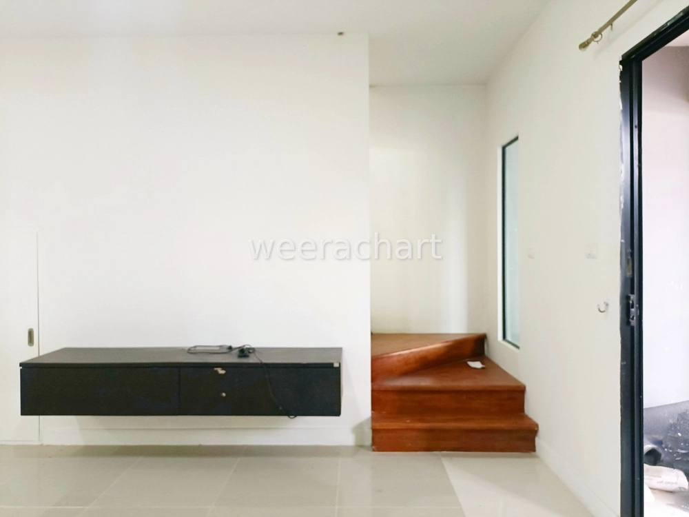 Modi Villa Village, Lat Krabang-Suvarnabhumi, good condition