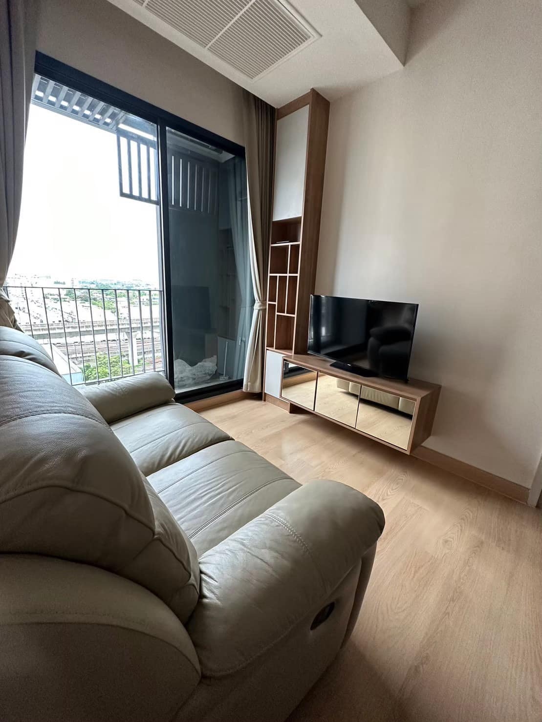 Condo for Rent at The Capital Ekamai - Thonglor, Bangkok