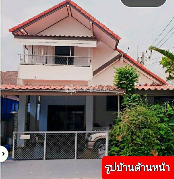 Baan Suan Walee Land 4, a one and a half storey detached house