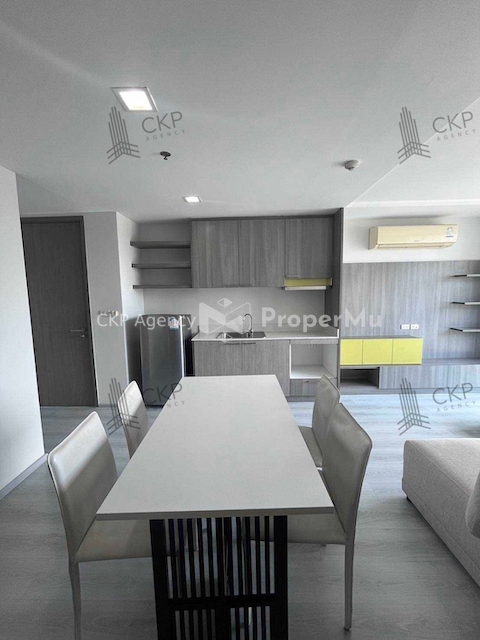 Condo Greene Chaengwattana, city view, complete common area, near many shopping malls.