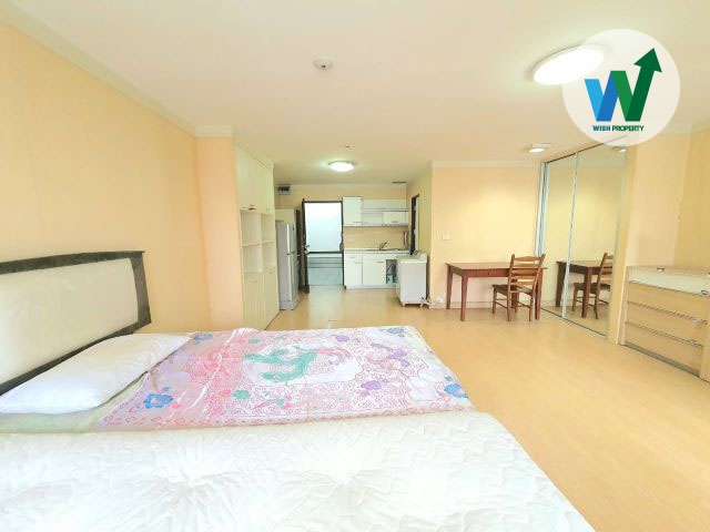 Rent Sales Condo RoyalPark3 Soi Ari Samphan 2 for 42.40 square meters 1 Bedroom 1 Bathroom nearBTS 