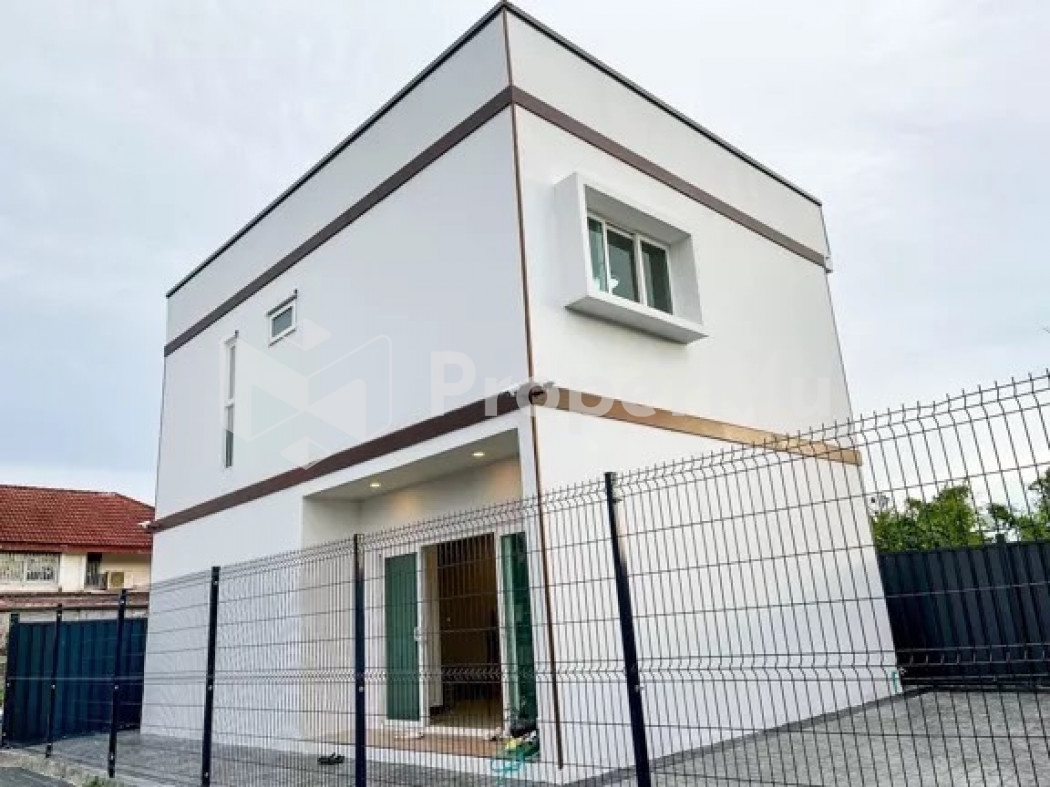 Newly built 2-storey detached house, modern style, for rent, "Yu Dee Mee", Mongkol House No. 9, Bang