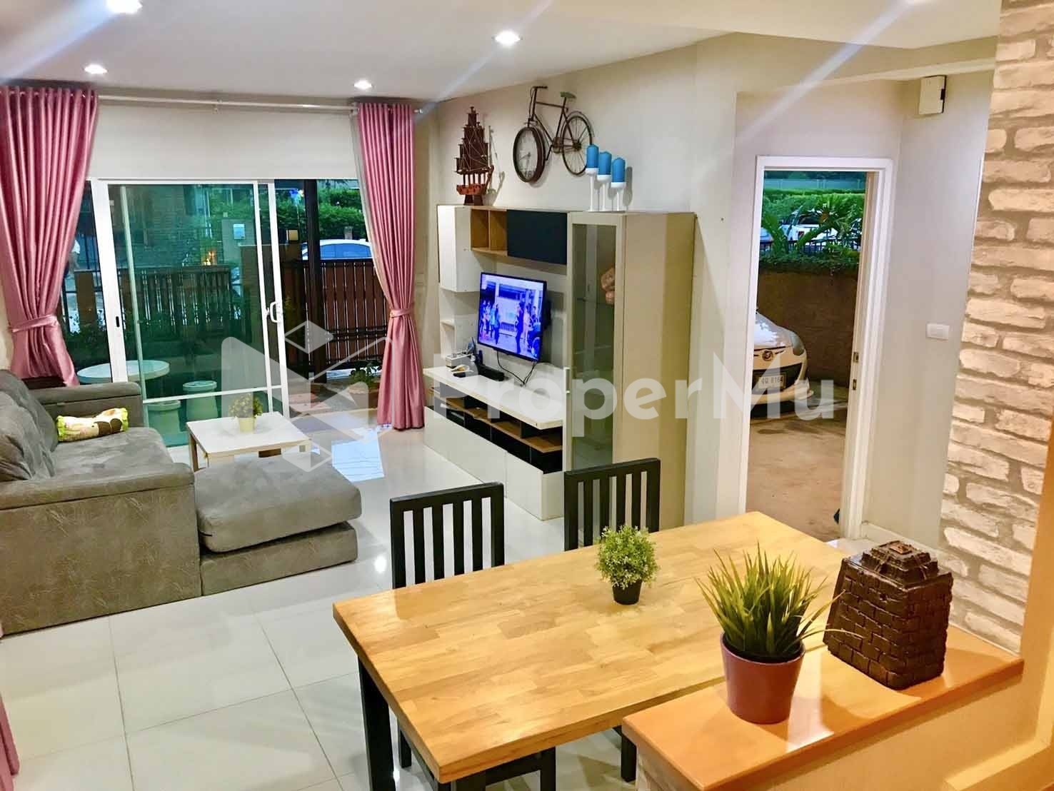 Pets allowed, rent 19,500 baht/month .For rent, 2-storey single house, Pruksa The Plan Village, 