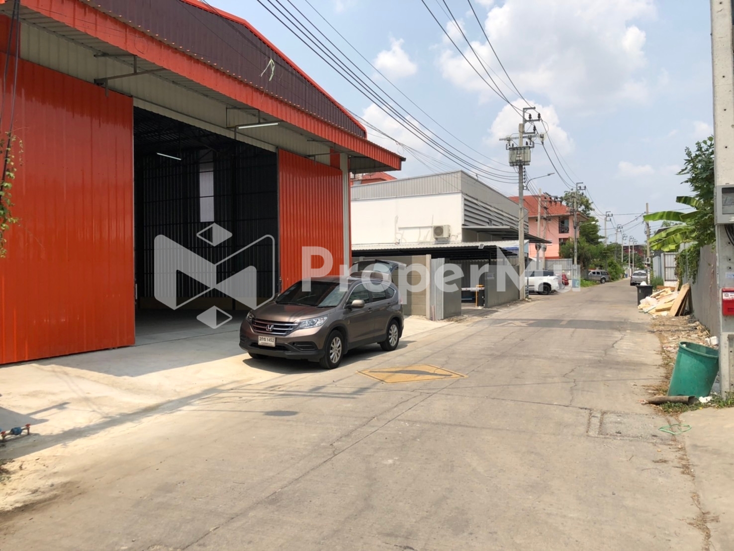 New warehouse for rent, area size 1 ngan, usable area 270 sq m, private detached house, Soi Chaloem Prakiat 6