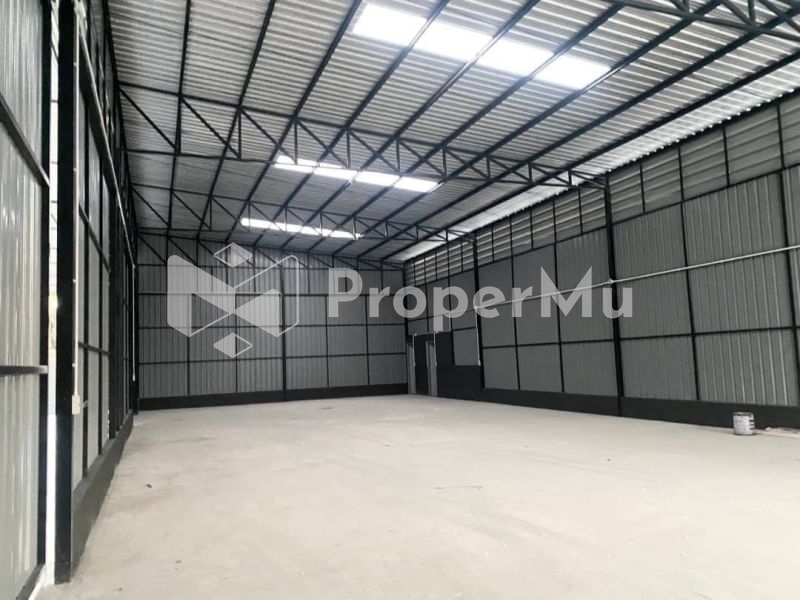 New warehouse for rent, area size 1 ngan, usable area 270 sq m, private detached house, Soi Chaloem Prakiat 6