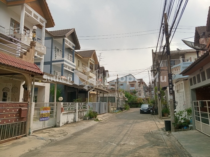 H1192 For sale: 3-storey twin house, 39.9 sq.w., Pho Kaew Village, Prachachuen-Chaeng Watthana, near the Pink Line