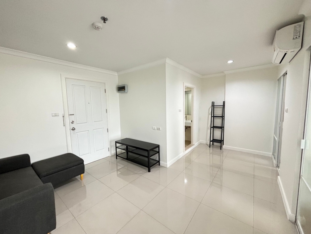 Good price room for sale Lumpini Place Rama 9 - Ratchada 1 bedroom, 1 bathroom, size 37 sq m.