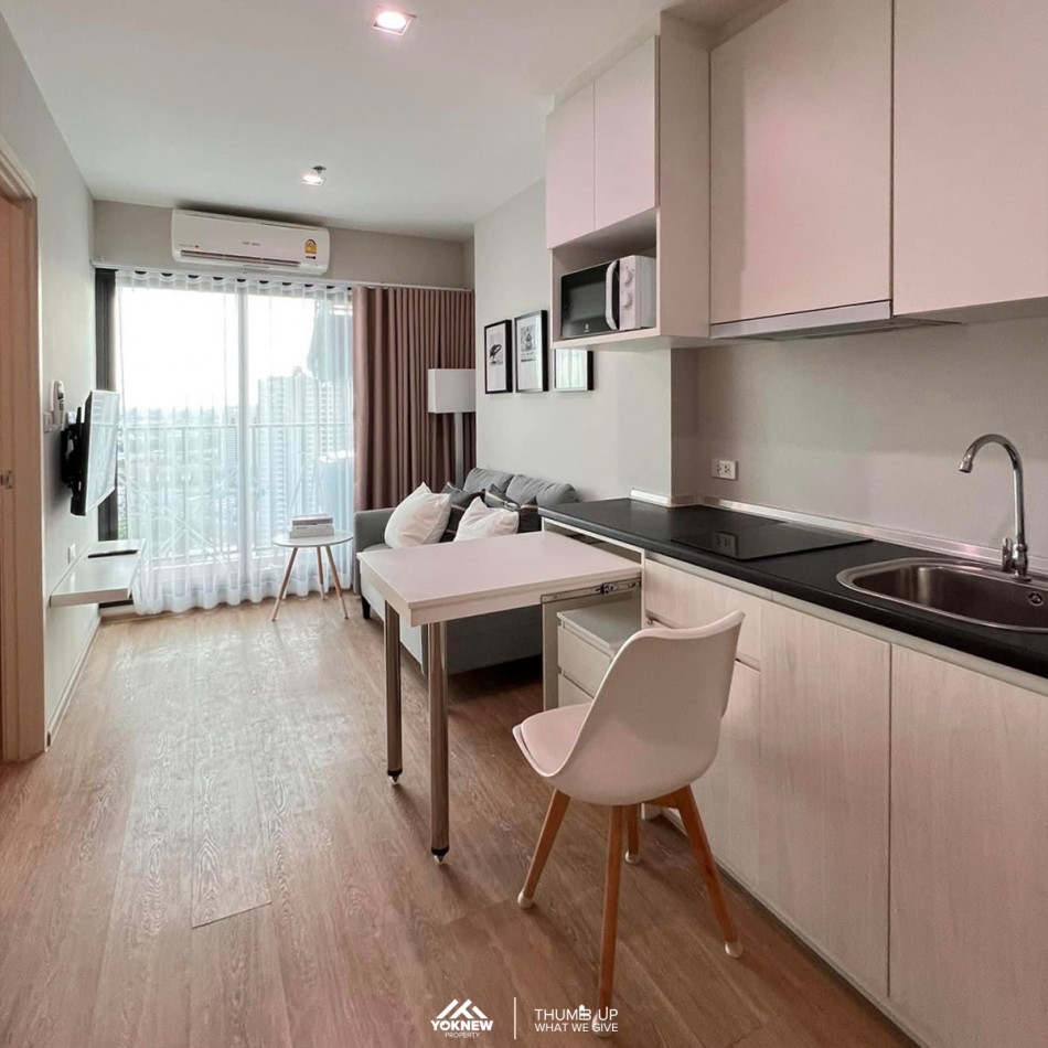 Condo Rich Park @ Triple Station, fully furnished room, rent for only 15,000 baht.