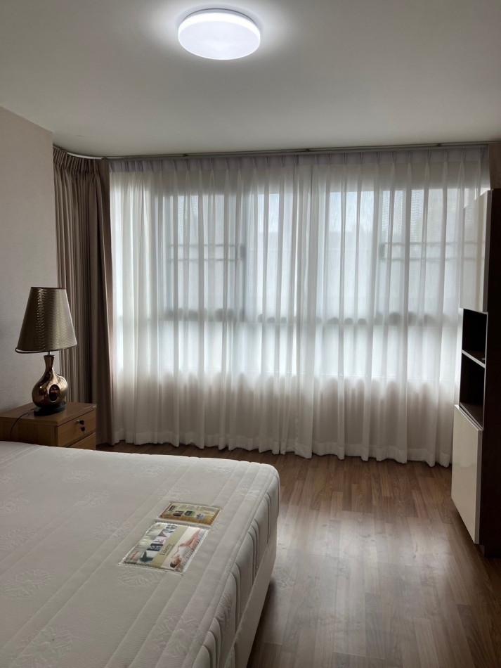 Ready for rent Brand new room, beautifully decorated room, The Clover Thonglor CondoNear BTS Thonglo