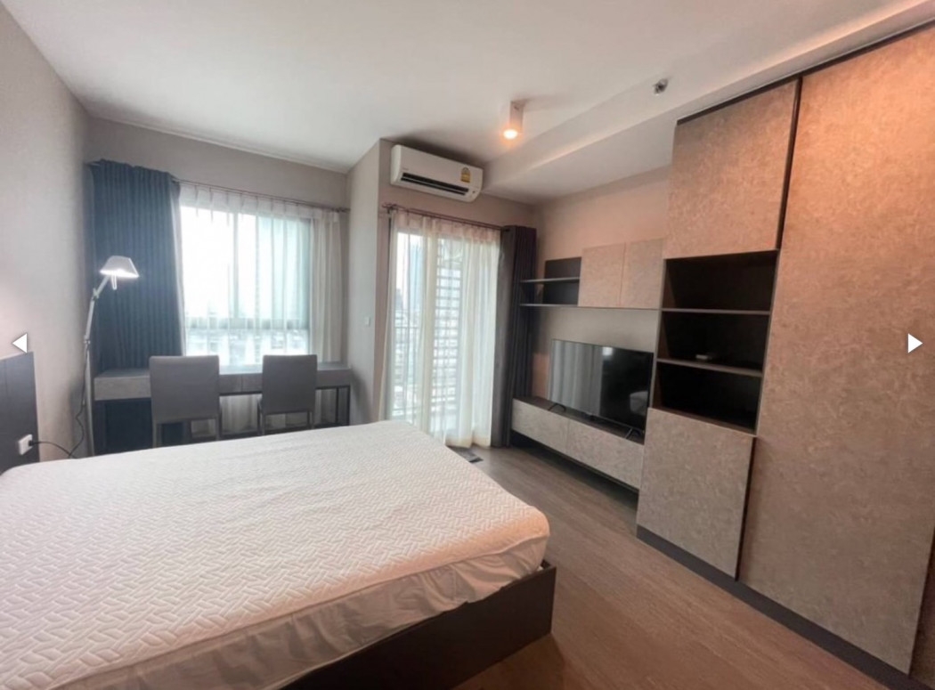 Urgent sale, cheap room  Condo IDEO Phahol - Jatujak, the room is already decorated, beautiful room 