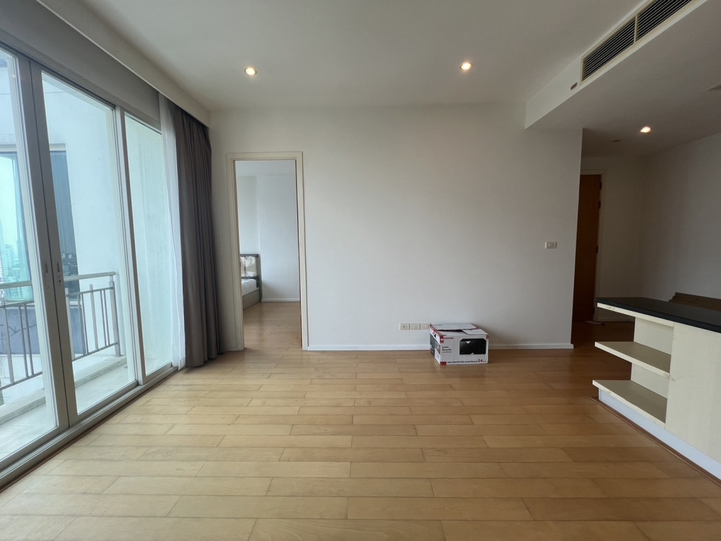 For rent Condo Wind Ratchayothin, spacious room, fully furnished