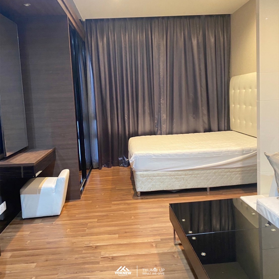 Ivy Ampio Condo, luxurious in the heart of the city, beautifully decorated, fully furnished, good re