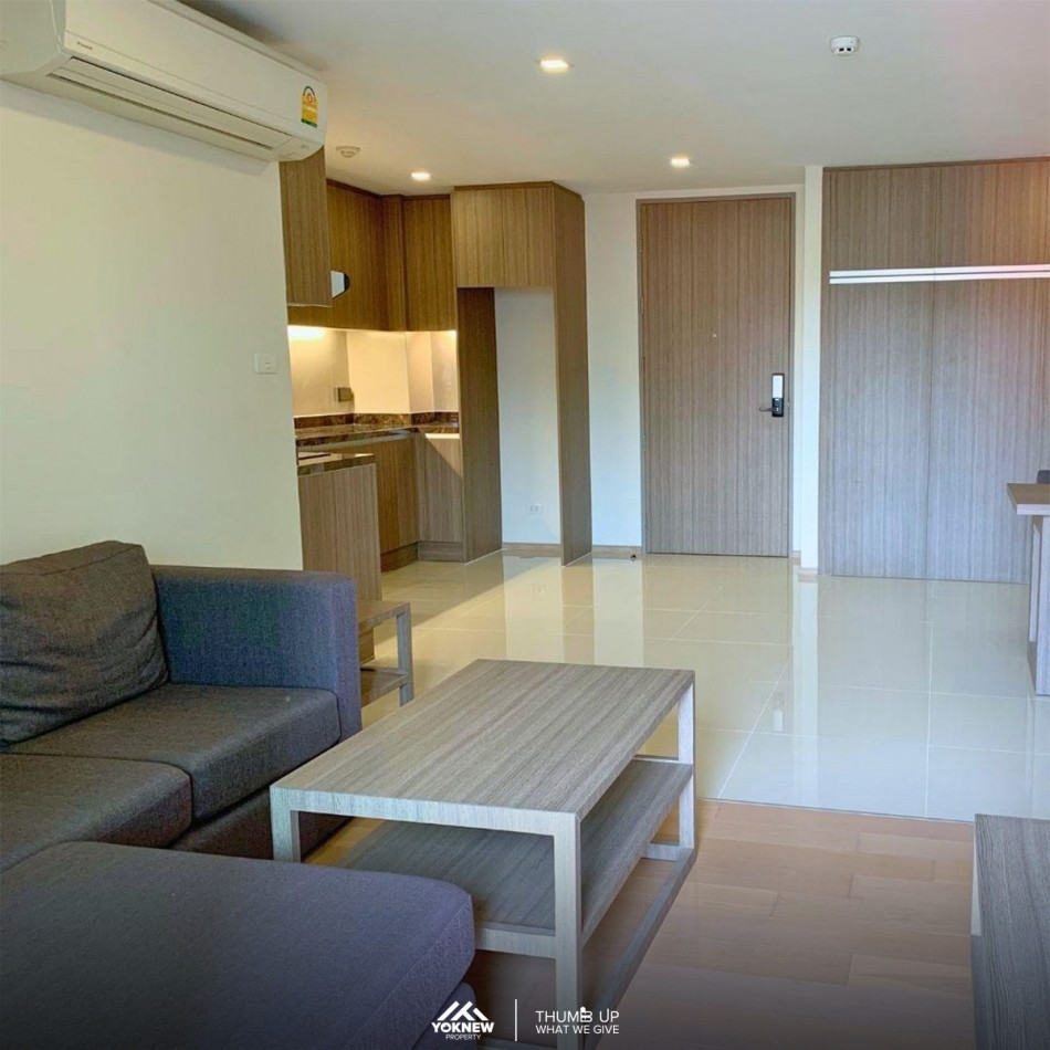 Vacant room for rent  Condo Art @ Thonglor 25, large room, well-divided usable space