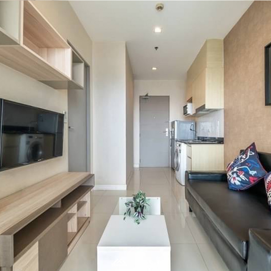 Condo for rent Ideo Verve Sukhumvit, this room comes with beautiful decoration, ready to move in.