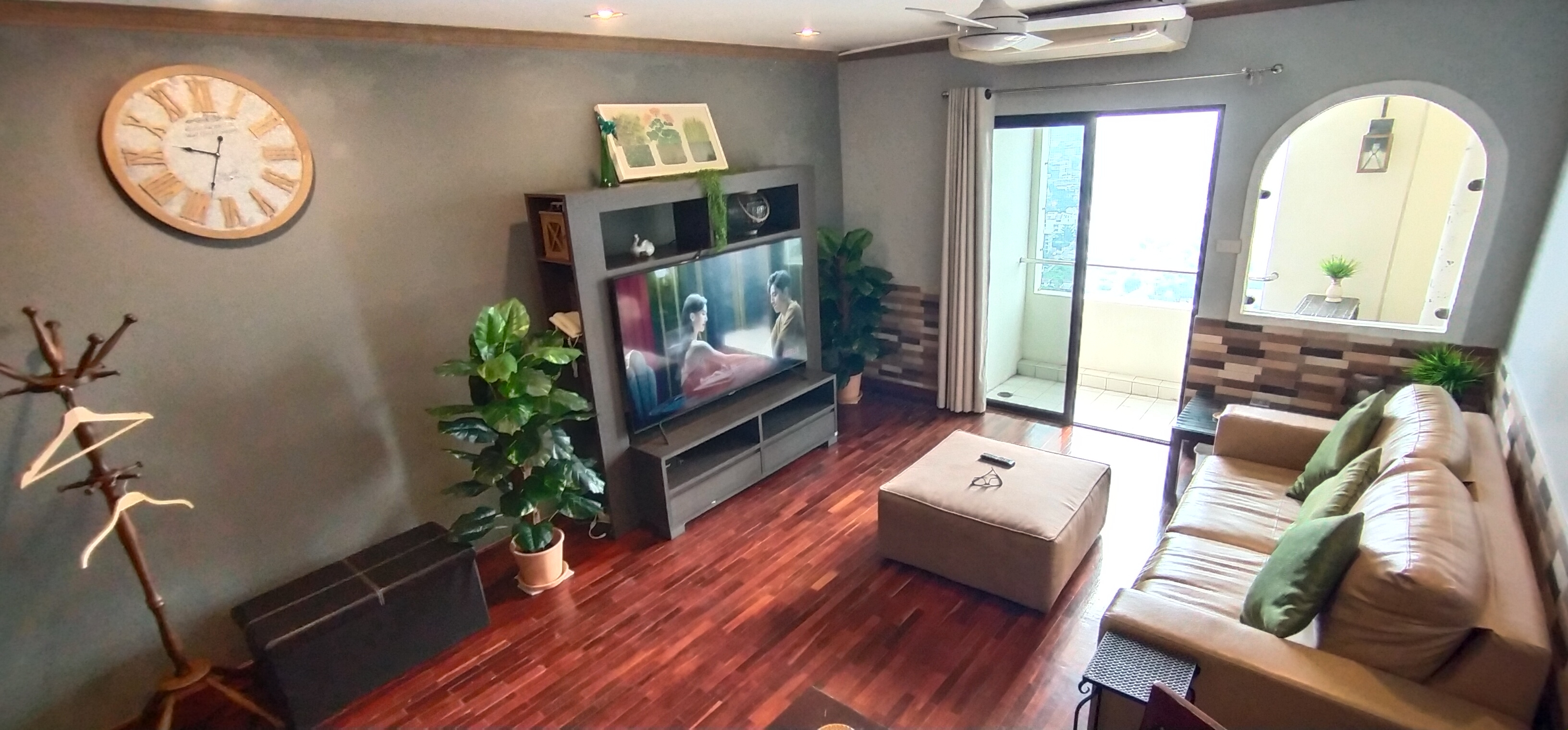 Large 2 BEDROOM 109 sq.m. for rent, 2 large bedrooms, Ratchayothin Intersection