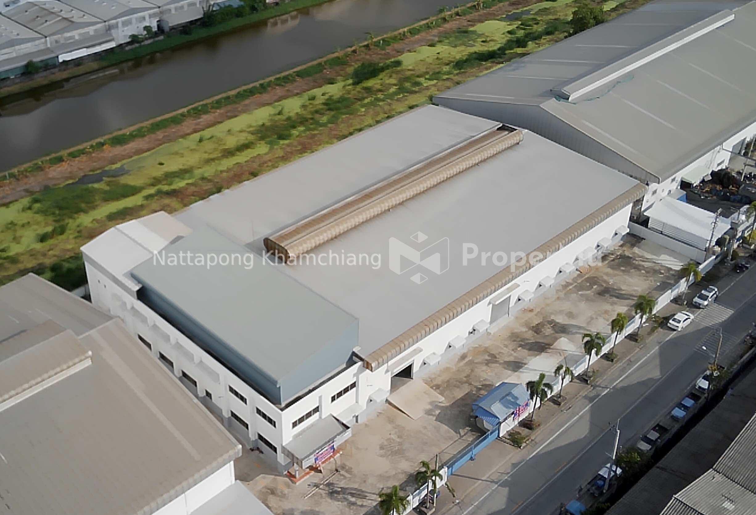 Factory for rent, warehouse, storage area 3,000 square meters with 2nd floor office, Soi King Kong, 