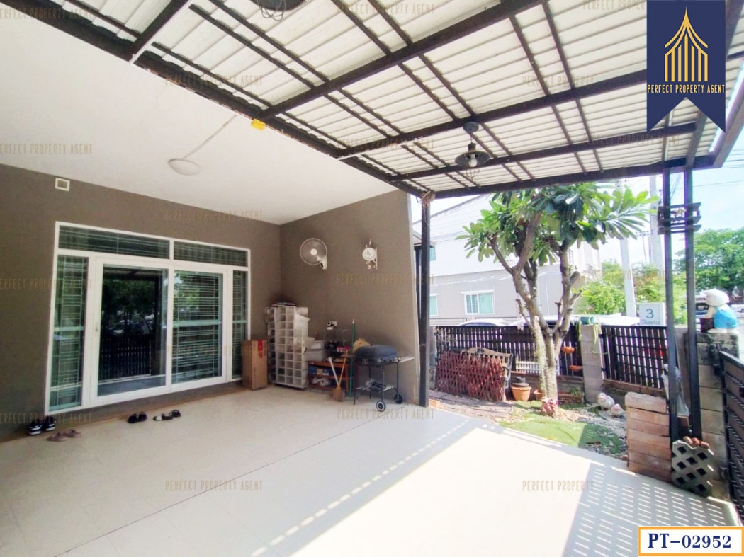 Townhouse for sale, Gusto Bangna Suvarnabhumi, corner house, garden view, near KING POWER Samut Prak