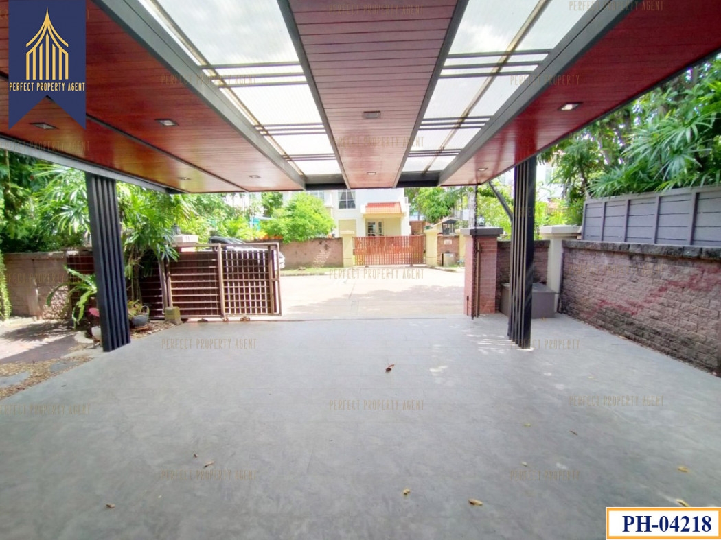 For sale, 2-storey single house, Casa Ville Srinakarin, ready to move in, near the Yellow Line