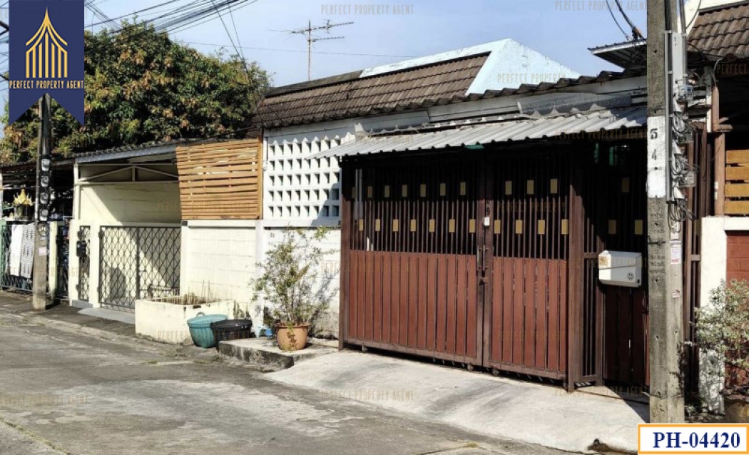 For sale: single-storey twin house, Phutthamonthon Sai 2, ready to move in, convenient transportatio