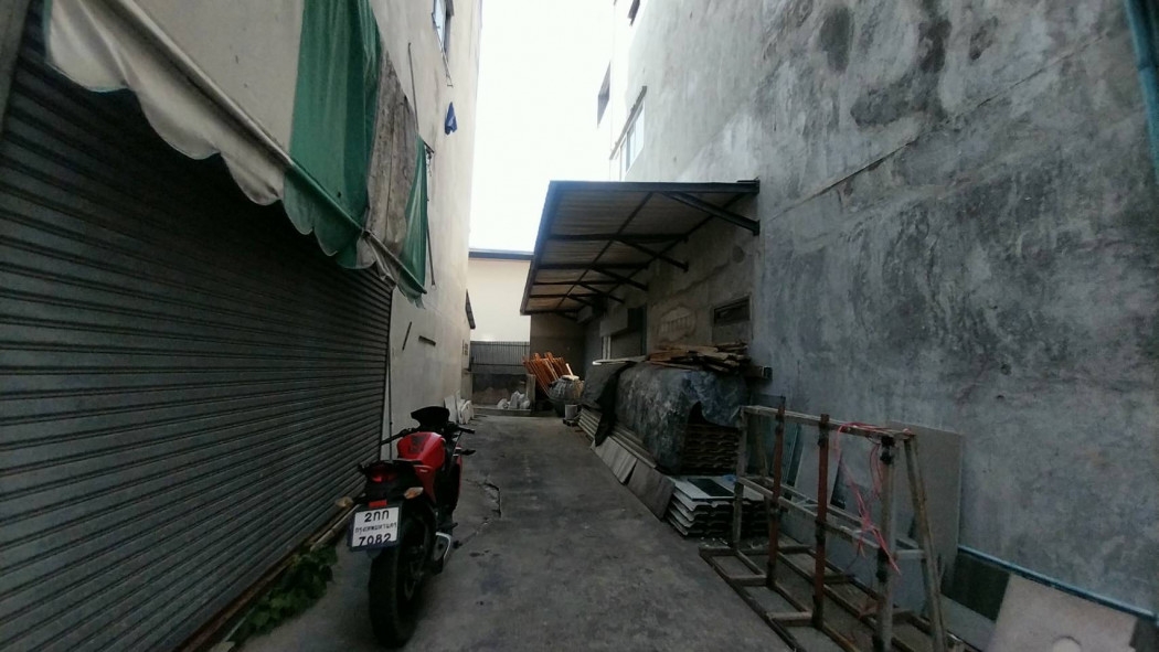 Negotiable price, commercial building, home office, warehouse, Bang Chan, Khlong Sam Wa, near Min Bu