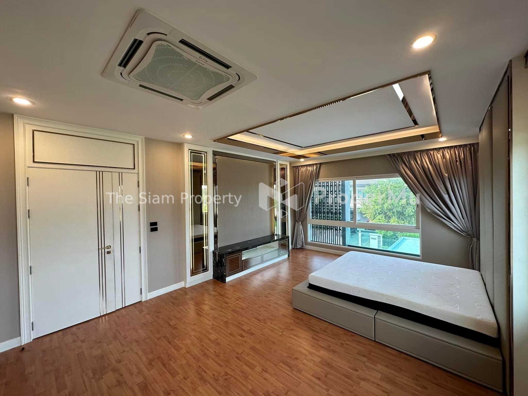 Urgent sale/rent! Luxury single house, corner house, The Grand Pinklao, near Mahidol Salaya