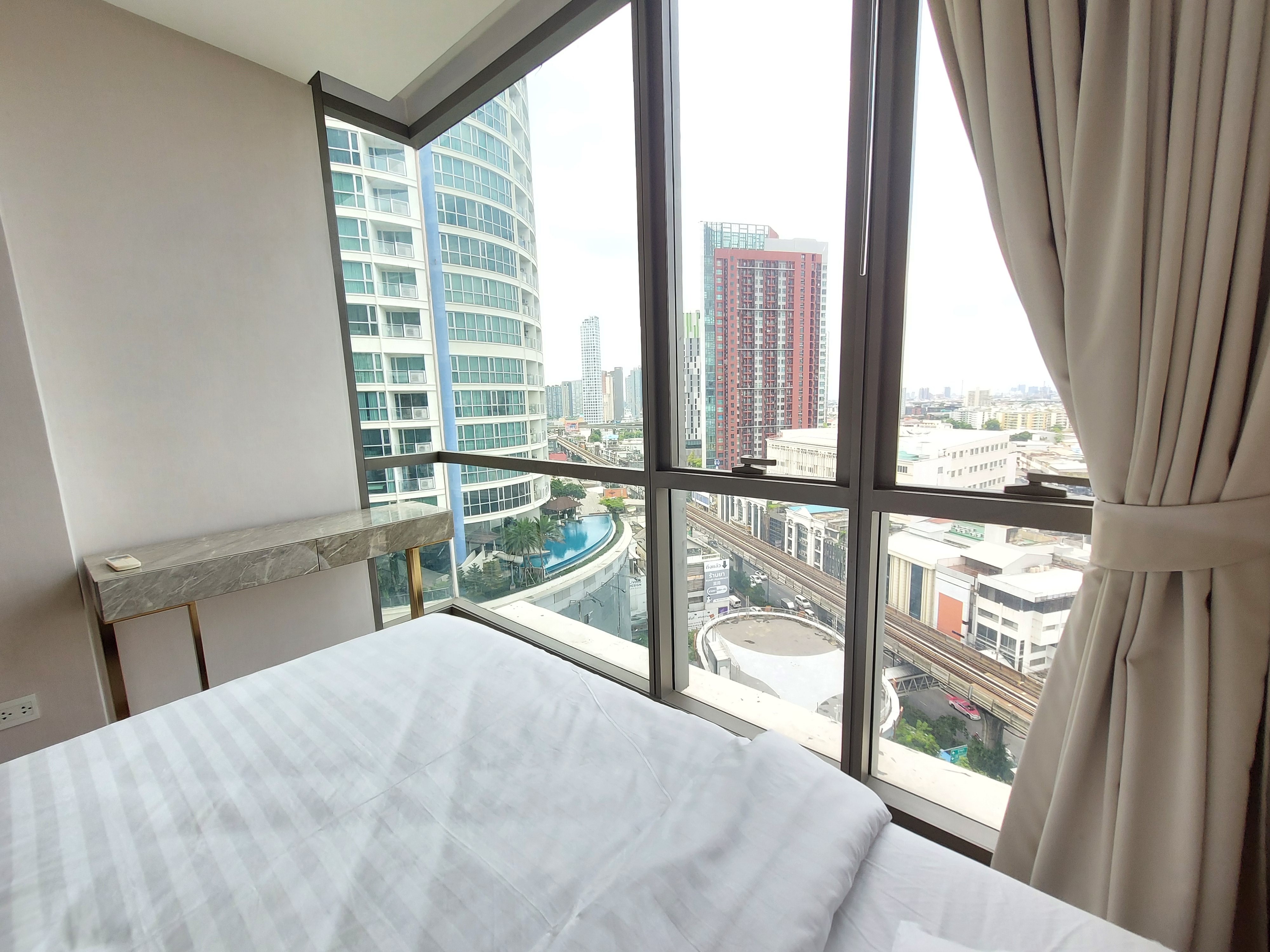 For Sale The Room Sukhumvit 69 ( BTS Phakanong )