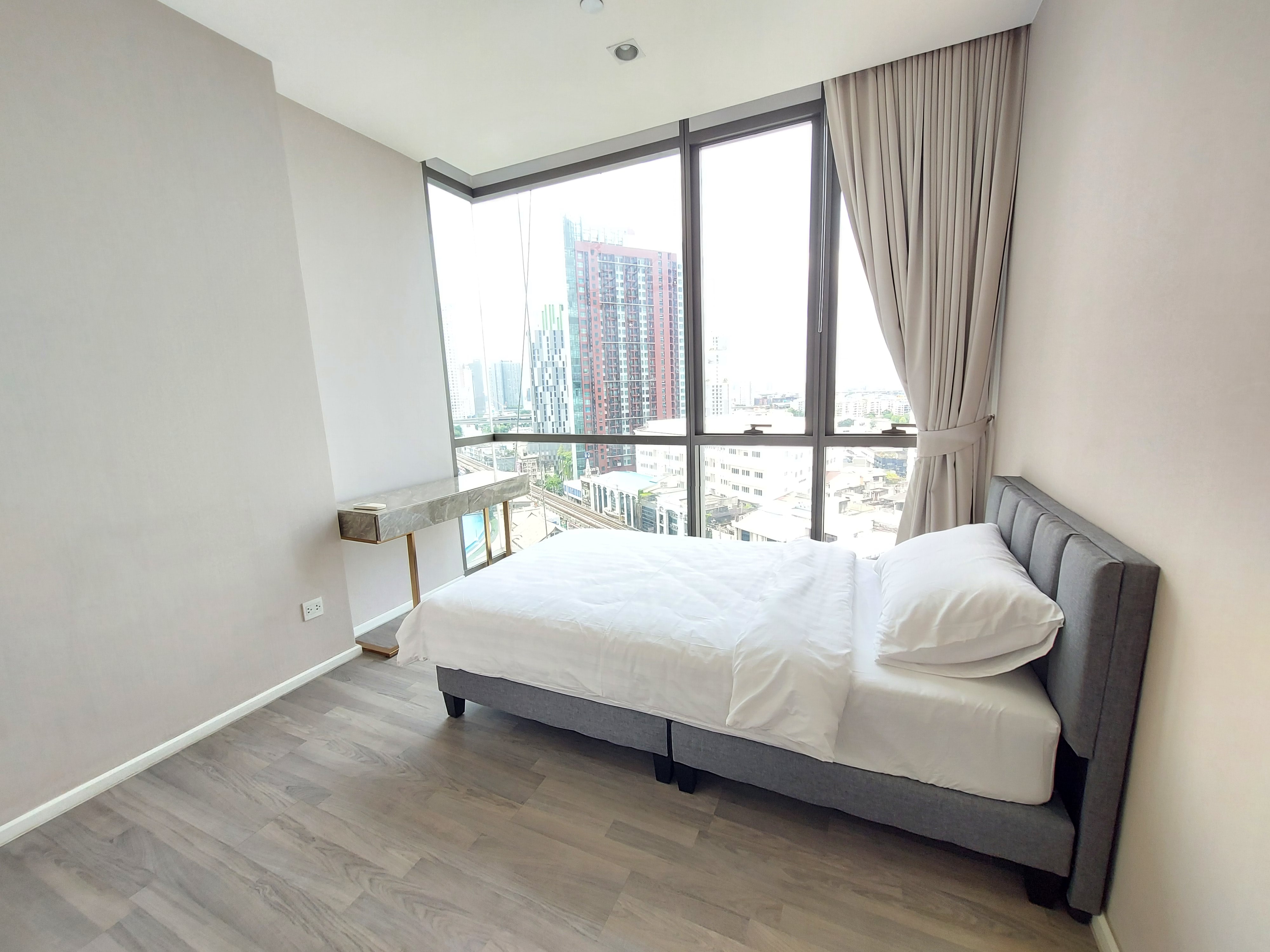 For Sale The Room Sukhumvit 69 ( BTS Phakanong )