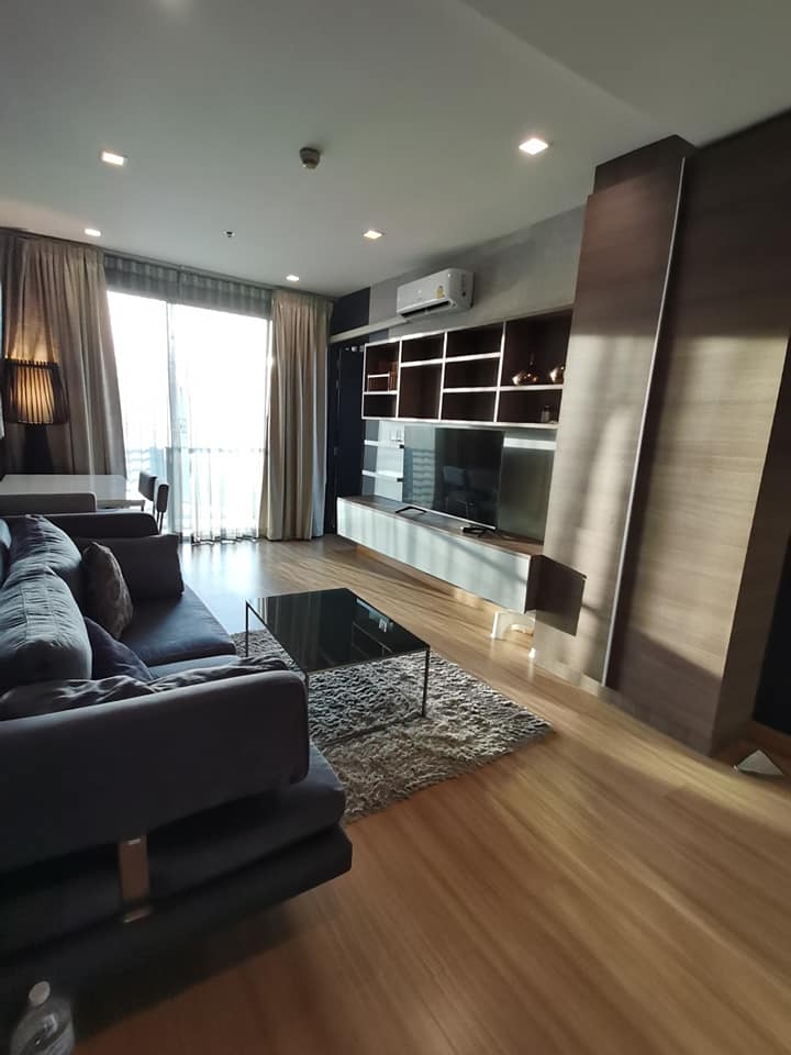 For Rent Sky Walk Residences ( BTS Phakanong )