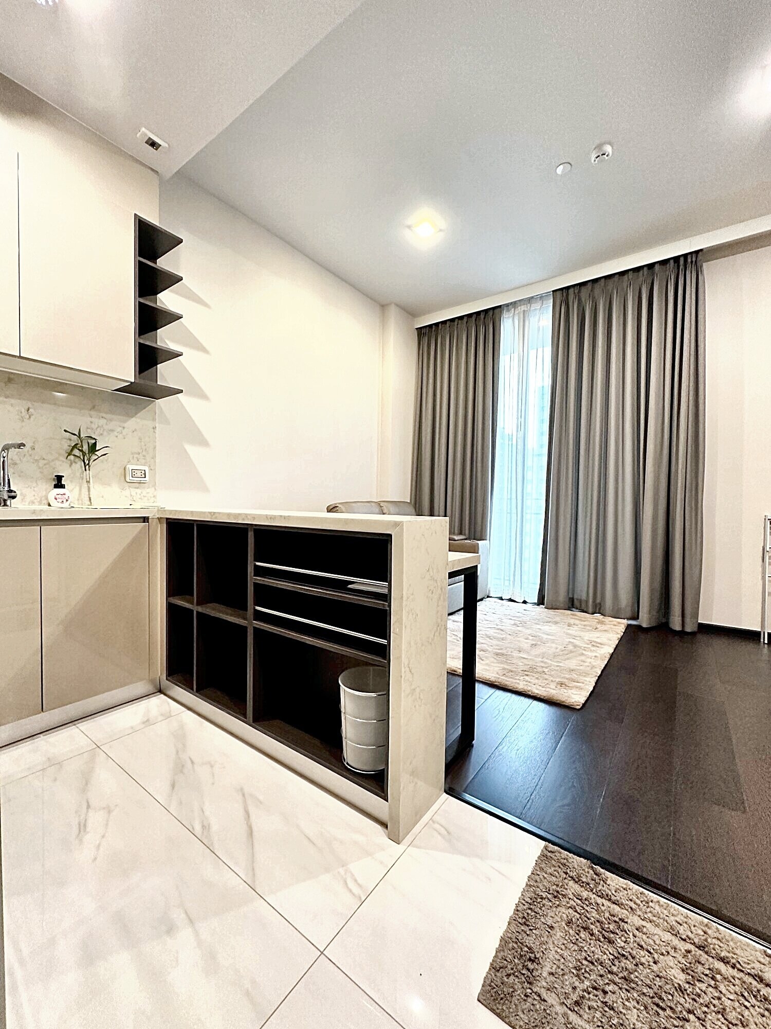 For Rent LAVIQ Sukhumvit 57 ( BTS Thonglor )