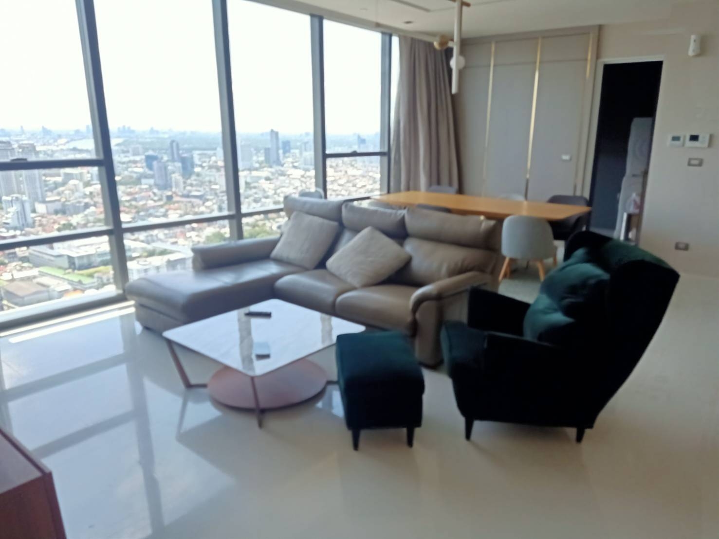 For Sale The Bangkok Sathorn ( BTS Surasak )