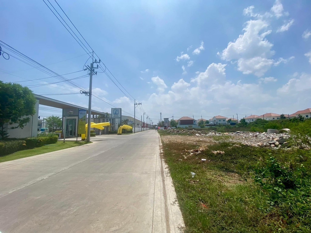 Land for sale, 3 rai 82 sq w., Soi Theparak 96 (Soi Phatthana Suk 5), near Sangkasi Market