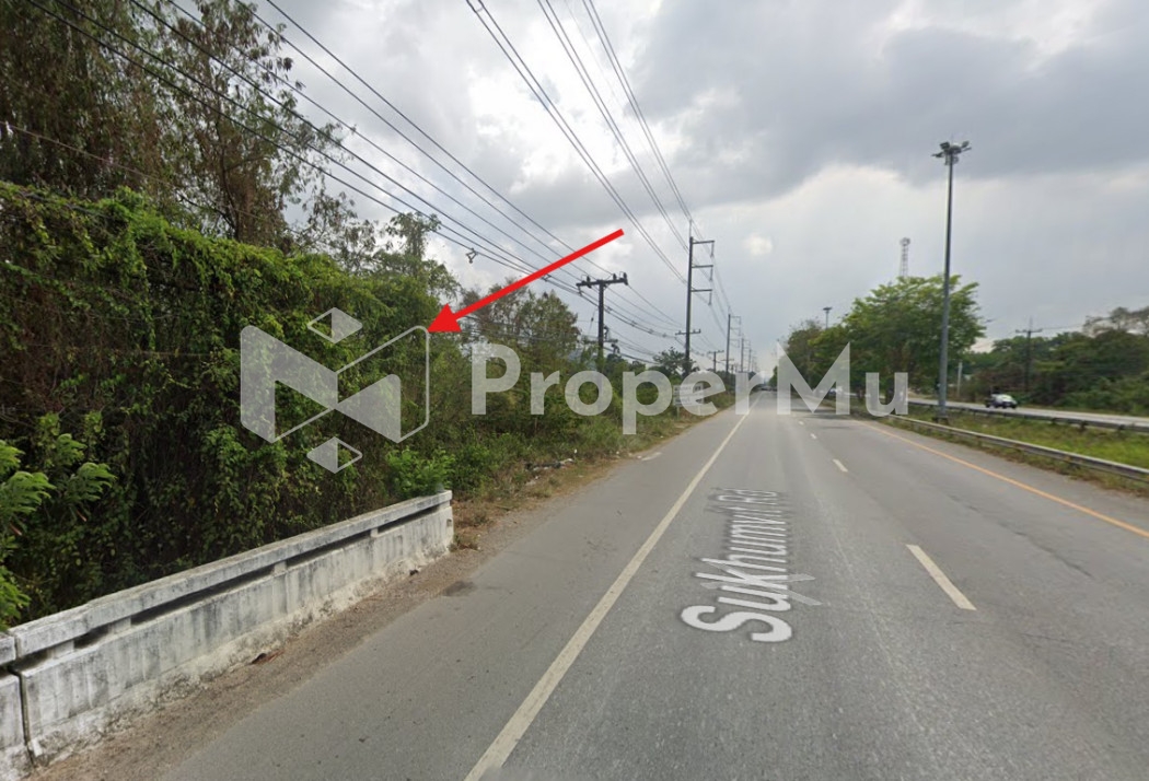 Land for sale, area 12 rai 1 ngan 40 sq w, on Sukhumvit Road, near Suan Son Beach, Rayong Province.