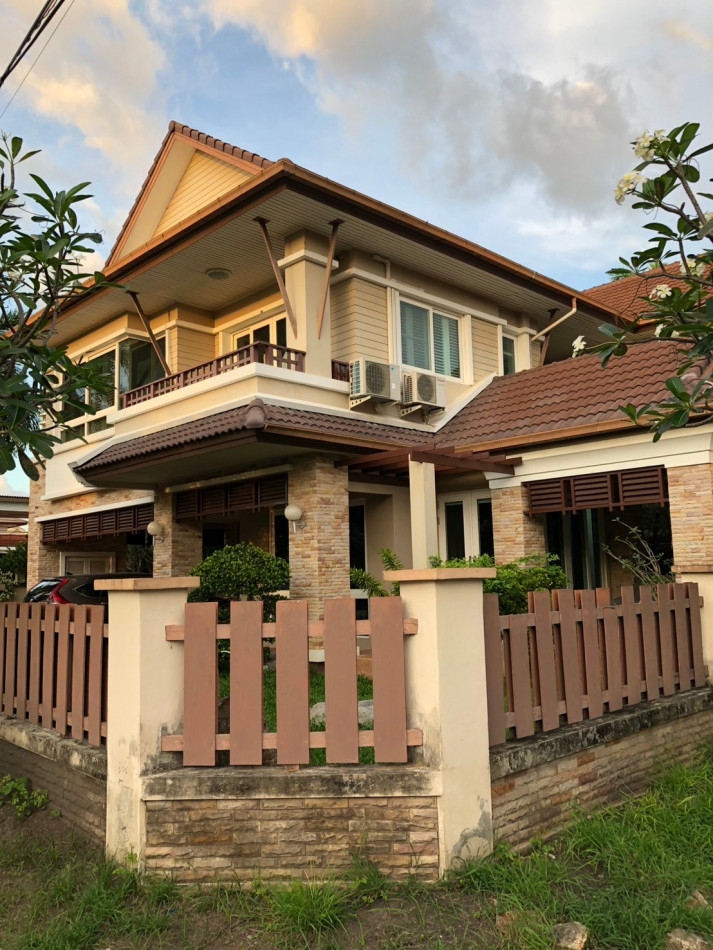 Single house for sale, 117.4 sq.w, Casa Lunar Village, Bang Phra, next to Sukhumvit Road and Bangsae