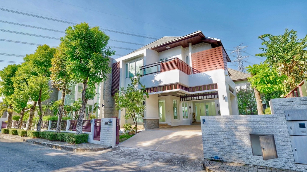 For sale: 2-storey detached house, 95 sq w, Blue Lagoon Village 1, on Kanchanaphisek Road, near Mega